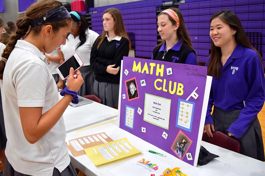 Club Fair Photo Gallery and Video