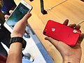 IPhone_7_RED_(32853665924)