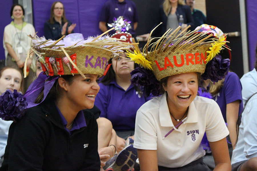 Beanie Week Welcomes Freshmen