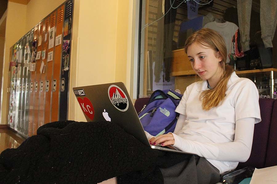Junior Addie Vance studies for a class. Classes are set to transition to online-learning beginning Tuesday March 24 amid COVID-19 concerns. 
