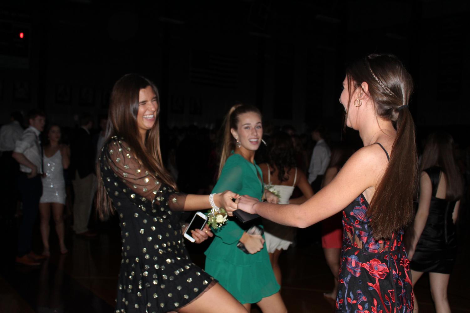 #Throwback: Winter Formal Photo Gallery