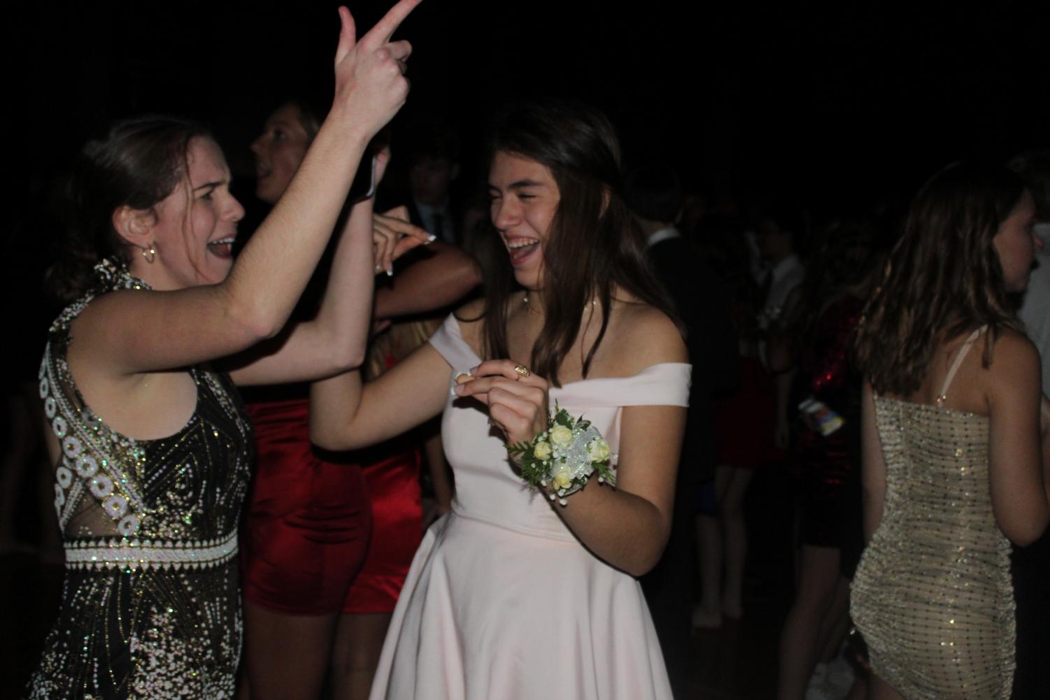 #Throwback: Winter Formal Photo Gallery