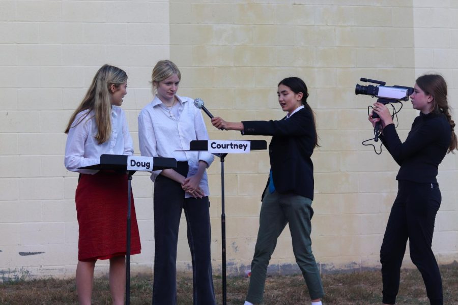 Senior Mo Browne and, freshman Lauren Walls and Brook Stewart star on a game show.