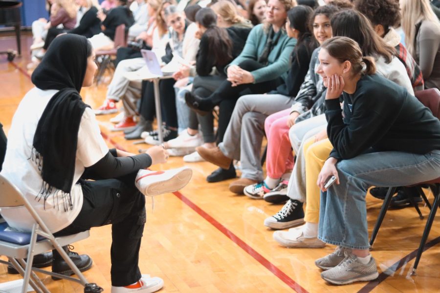 Juniors Kate Wren and Aleena Khan share an open and heartfelt discussion over Khan's recent interfaith speech. 