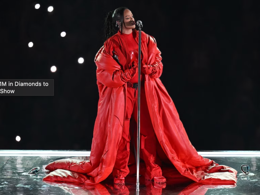  Rihanna makes a show stopping comeback at Super Bowl LVII. 
