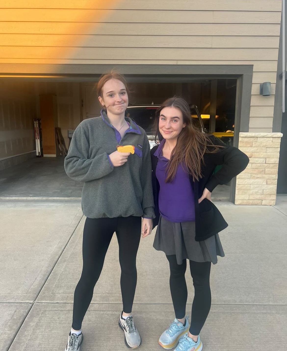 Emerson Shelton eliminates Grace Lockett