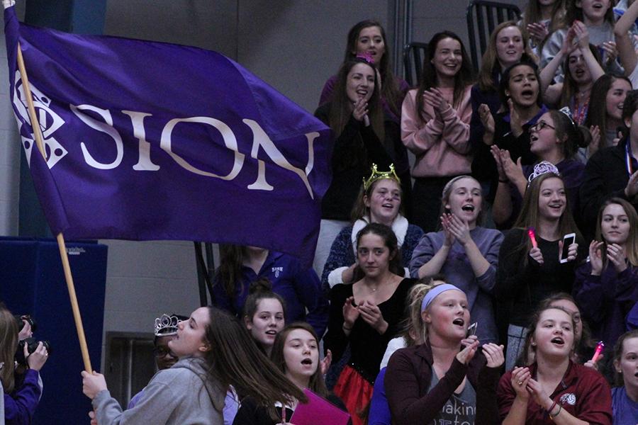 Rockhurst Hosts Charity Volleyball Tournament