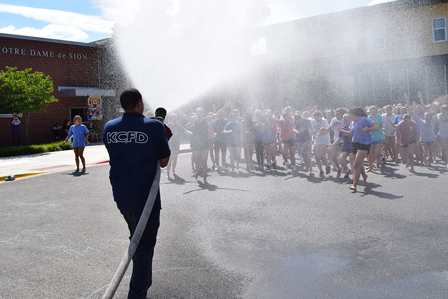 Dodgeball and Firefighters Highlight Freshman Field Day