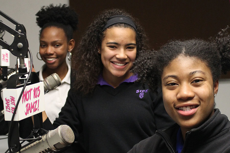 Behind the scenes of Generation Rap seniors Joileeah Worley, Lauren Graves and Moriana Jaco take a moment of time out of their busy schedules to enjoy some time in the studio. 