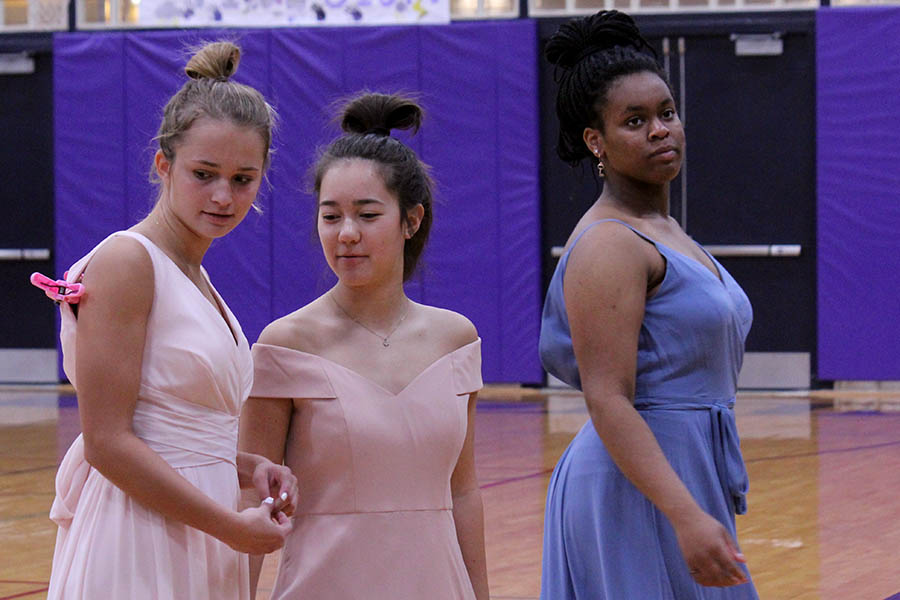 #Throwback: Seniors Try On Graduation Dresses