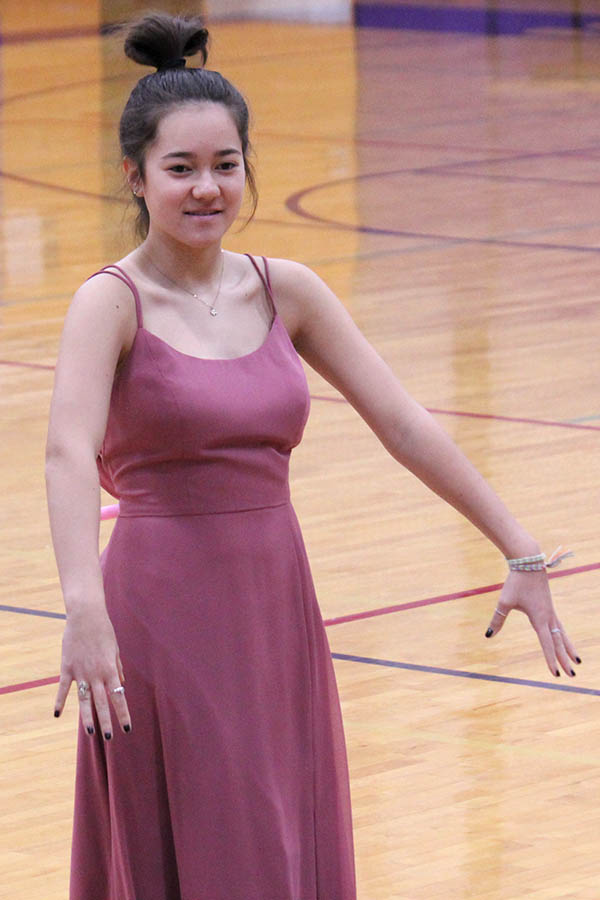 #Throwback: Seniors Try On Graduation Dresses