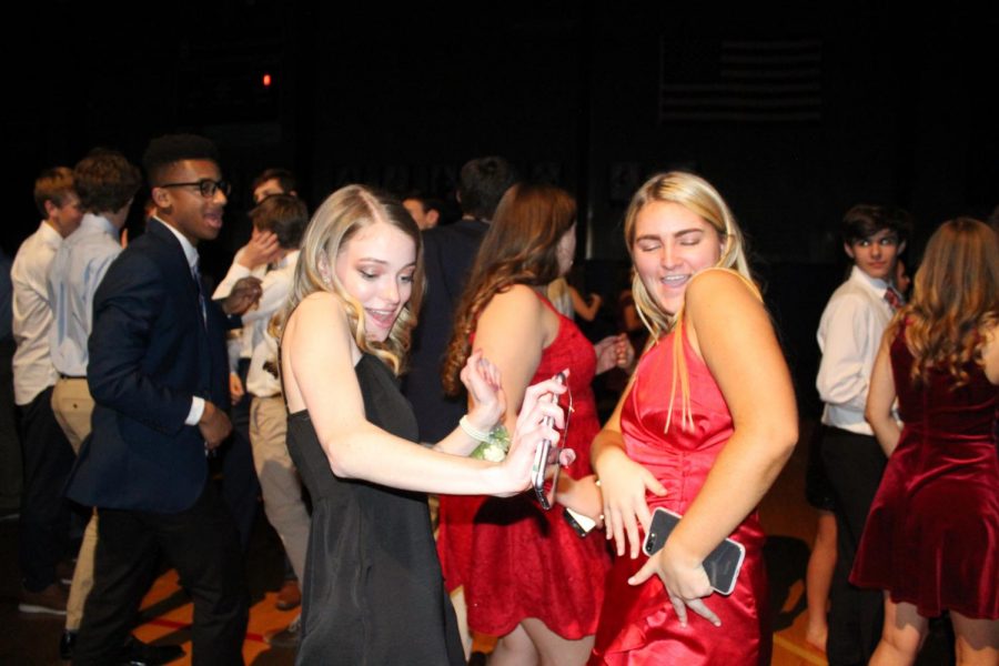 Sophomores Abby Thornhill and Tess Tappan dance with each other at Winter Formal Dec 7. 