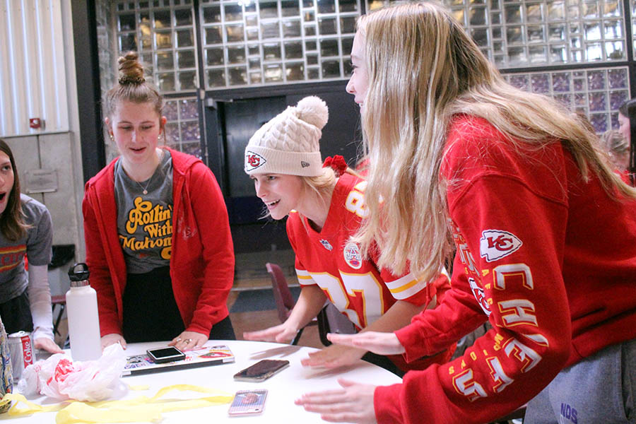 Students Get Pumped for Super Bowl LIV