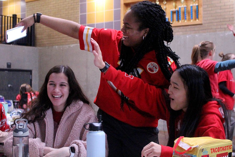 Students Get Pumped for Super Bowl LIV