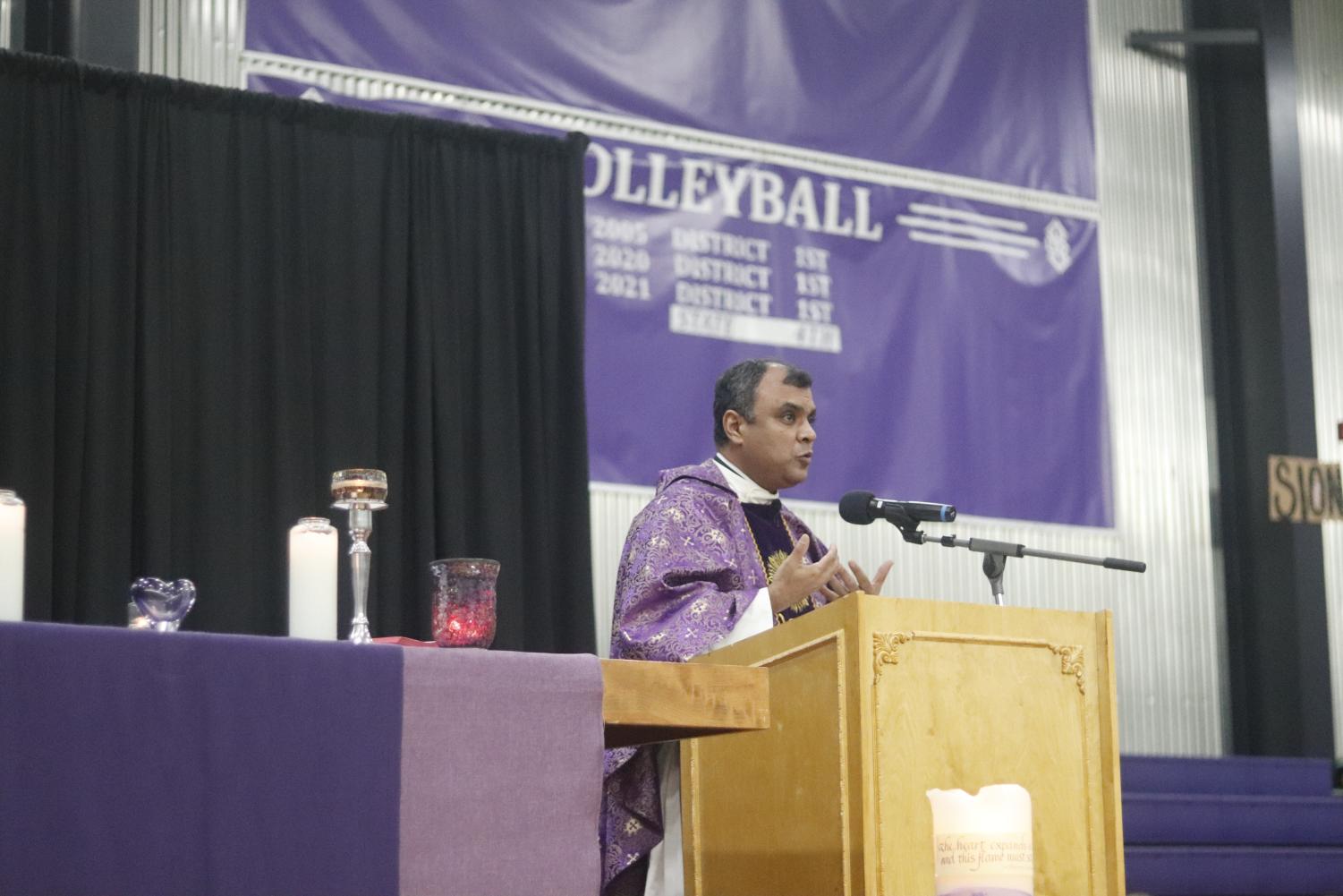 Ash Wednesday Mass Photo Gallery